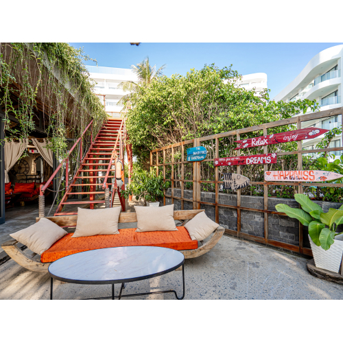 Sunset Beach Bar & Restaurant